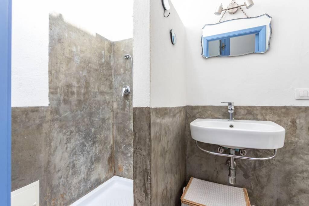 The Enchanting Sunset Bosa Exterior photo